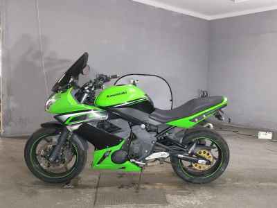 Kawasaki Ninja 400R 2012