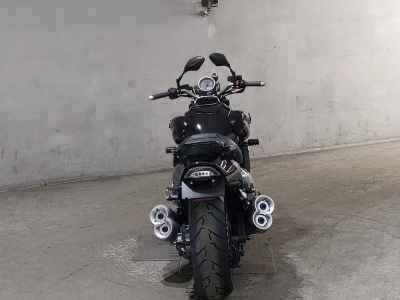 Yamaha V-Max 1200 2011