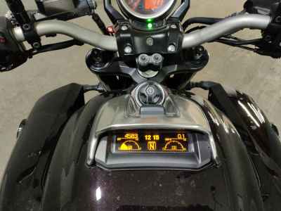Yamaha V-Max 1200 2011