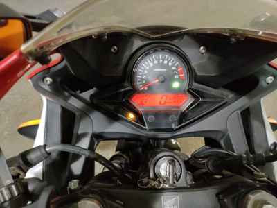 Honda CBR250R 2015
