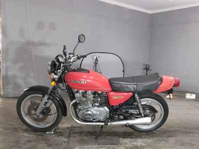 Suzuki GS425