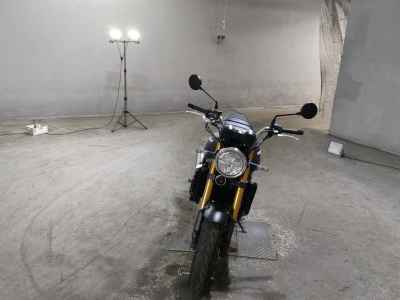 Kawasaki Z900RS SE 2025