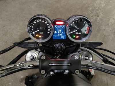 Kawasaki Z900RS SE 2025