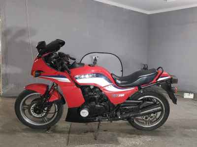 Kawasaki GPZ750