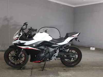 Suzuki GSX250R