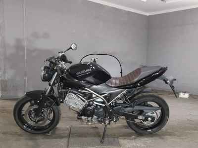 Suzuki SV650X 2024