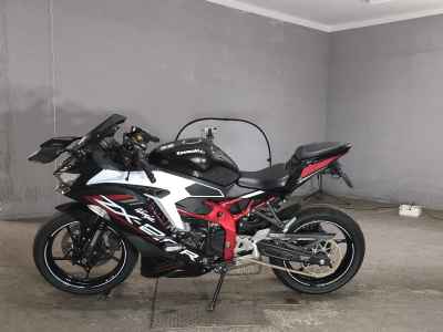 Kawasaki Ninja ZX-25R KRT Edition 2021