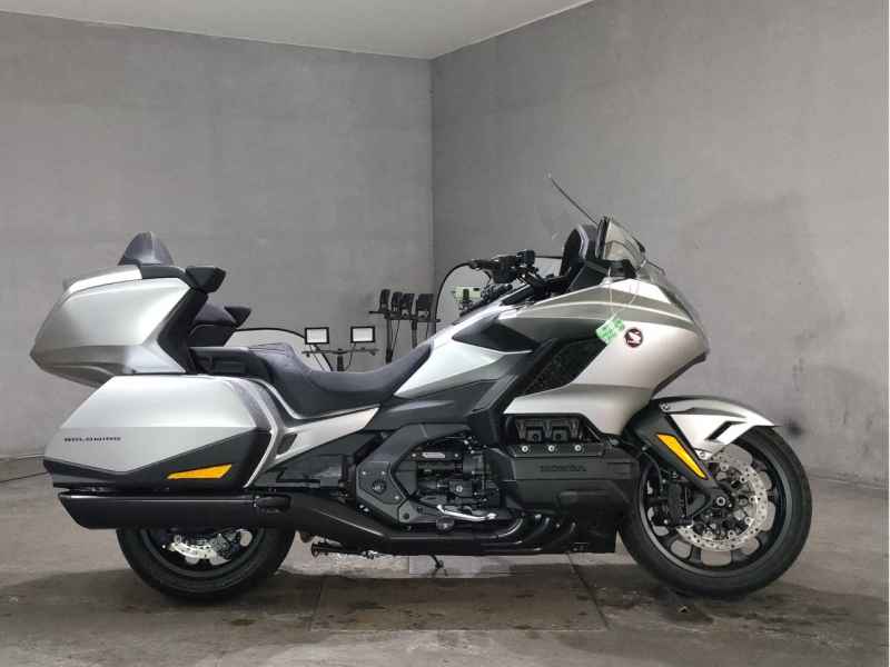 Honda GL1800 Gold Wing Tour DCT 2025