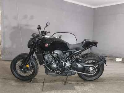 Honda CB1000R 2023