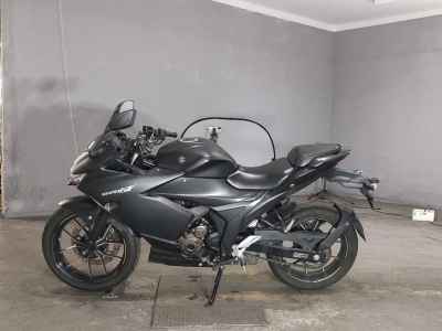 Suzuki Gixxer 250SF