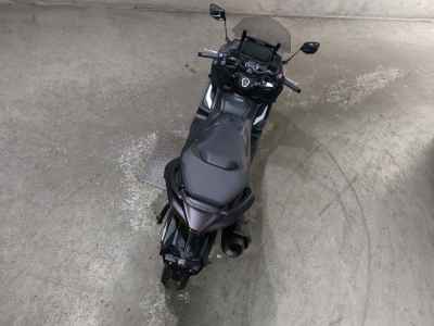 Yamaha TMAX 560 2025