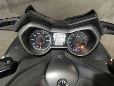 Yamaha XMAX 250