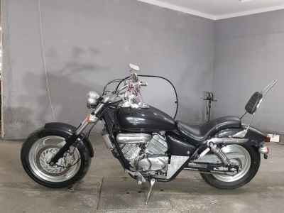 Honda Magna 250