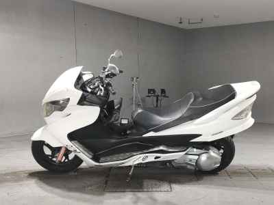 Suzuki Skywave 250M