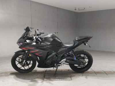 Yamaha YZF-R25 2015