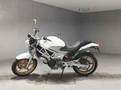 Honda VTR250 2011