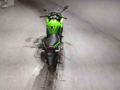 Kawasaki Ninja 400R 2012