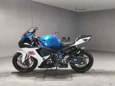 Suzuki GSX-R750 2011