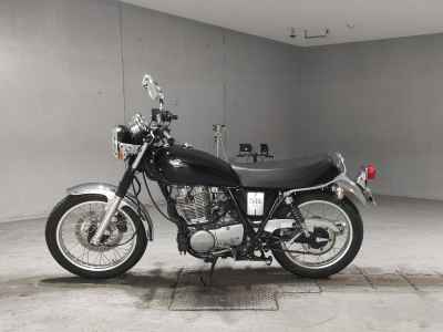 Yamaha SR400 2019
