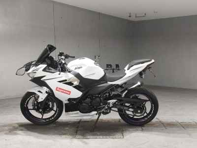 Kawasaki Ninja 400 2023