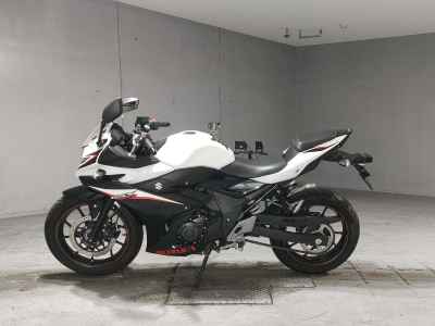 Suzuki GSX250R