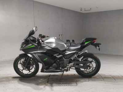 Kawasaki Ninja 250 2015