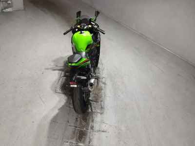 Kawasaki Ninja ZX-4RR 2024