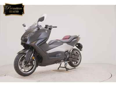 Yamaha TMAX 560 2026