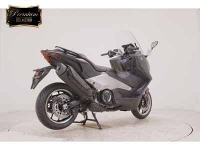Yamaha TMAX 560 2026