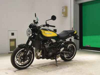 Kawasaki Z900RS 2023