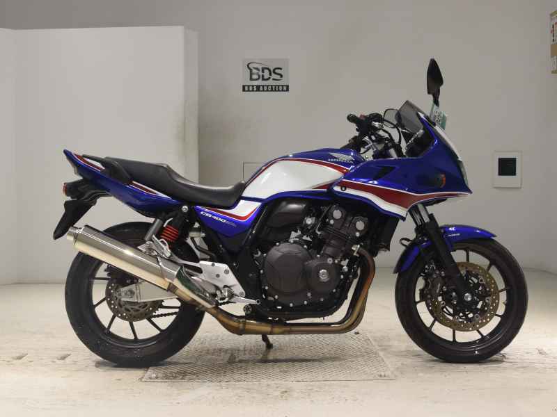 Honda CB400 Super Boldor 2020