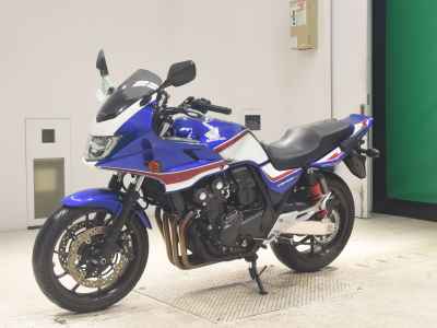 Honda CB400 Super Boldor 2020