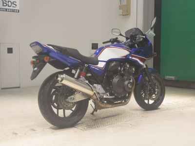 Honda CB400 Super Boldor 2020