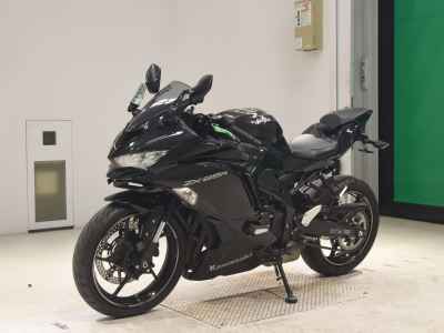 Kawasaki Ninja ZX-25R 2021