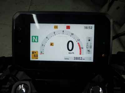 Honda CB650R E-Clutch 2024