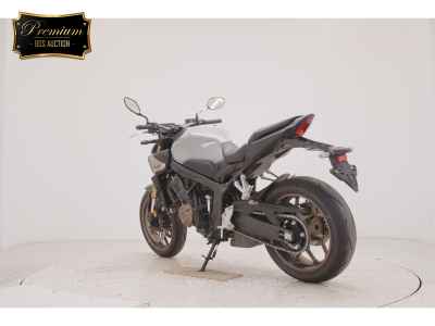 Honda CB650R E-Clutch 2024