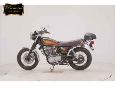 Yamaha SR400 2019