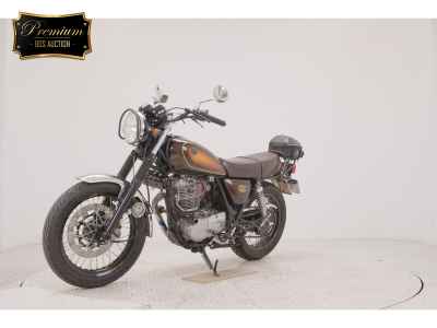 Yamaha SR400 2019