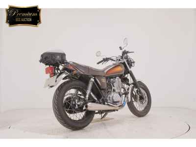 Yamaha SR400 2019