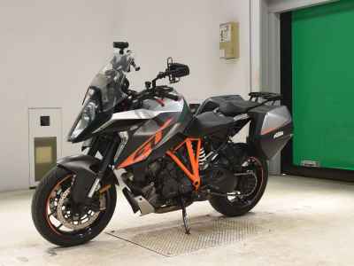 KTM 1290 Super Duke GT 2016