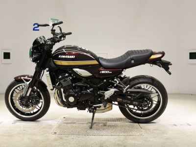 Kawasaki Z900RS 2025