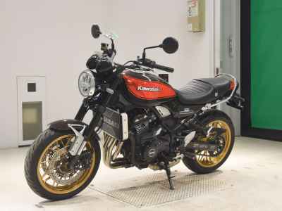 Kawasaki Z900RS 2022