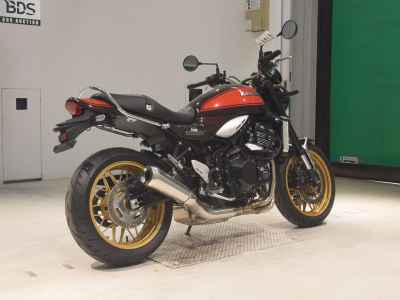 Kawasaki Z900RS 2022