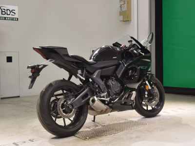Yamaha YZF-R7 2024