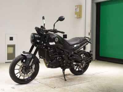 Benelli Leoncino 125