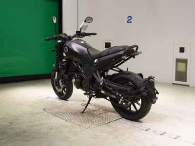 Benelli Leoncino 125