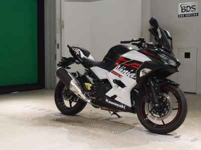 Kawasaki Ninja 400 2019