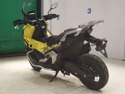 Honda X-Adv 750 2025