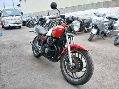 Yamaha XJ550 2023