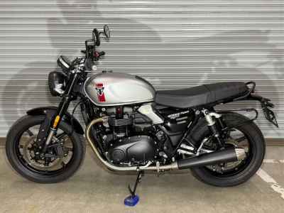 Triumph Speed Twin 900 2025